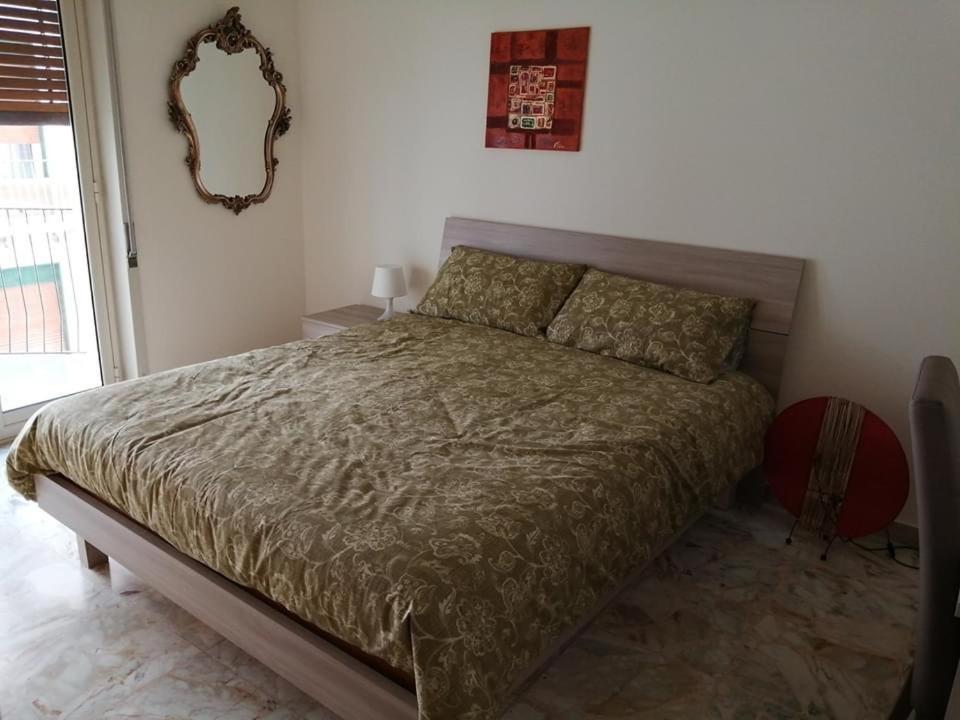 Ferienwohnung The Door Of Sicily Messina Exterior foto